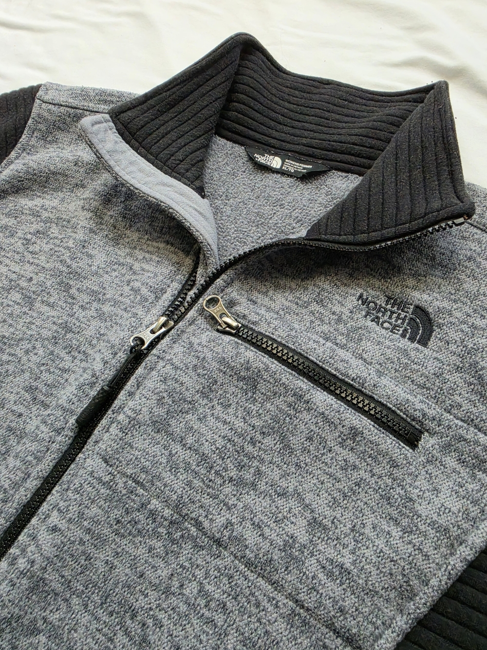 The North Face Womens XL Full Zip Fleece Jacket Gray Black
